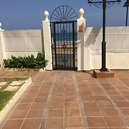 Neptune Апартаменты *